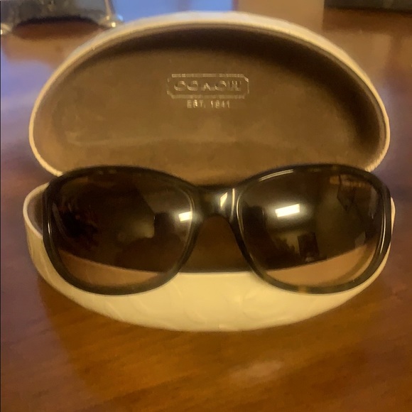 Authentic Coach Devyn Sunglasses with Case